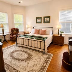 Stunning Home Near Starland | 2 King Beds