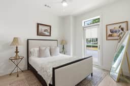 The Jardin Jasmine Suite | Near Downtown - Image 4