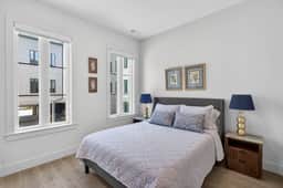 The Jardin Clover Suite | Near Downtown - Image 4