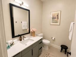 The Jardin Blossom Suite | Near Downtown - Image 5