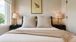The Jardin Blossom Suite | Near Downtown - Image 2