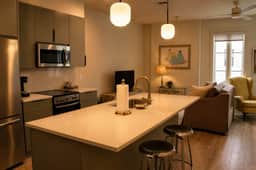 The Jardin Bluebell Suite | Near Downtown - Image 3