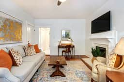 Luxury Stay in a Restored 1920s Savannah Home - Image 4