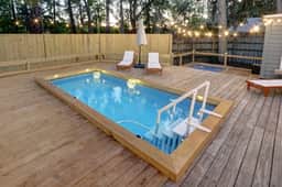 Lakeside Talahi Retreat: 5BR+Apt | Pool & Hot Tub - Image 5