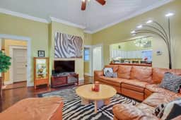 Historic Downtown Victorian Home Near Forsyth - Image 2