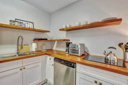 Lakefront Carriage House near Savannah & Tybee - Image 5