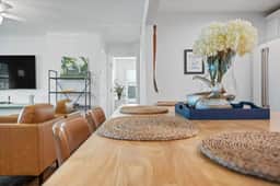 Farmhouse Retreat near Savannah - Image 5