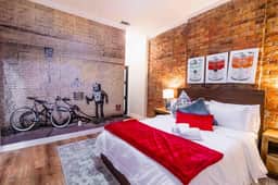 SCAD District | 3BR Dual Loft (2 Units) on MLK Blv - Image 4
