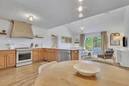 Magnolia Escape – Modern Comfort Near Savannah - Image 5