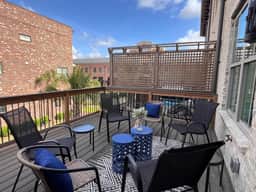 Savannah Riverfront Retreat - Image 5