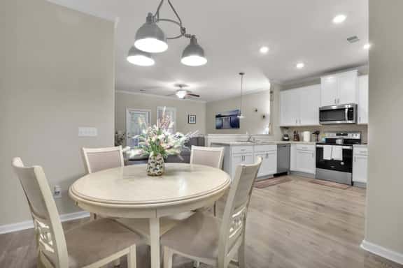 Modern Townhome in Pooler | Pool & Trails - Image 1