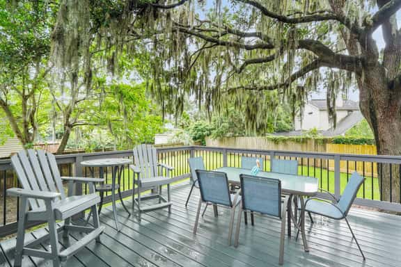 Island Oaks - your perfect Savannah escape! - Image 1