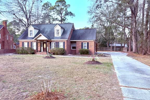 Oak Leaf Retreat | Spacious Family Home near GSU - Image 1