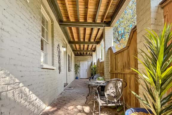 Historic Hideaway on Forsyth - Image 1