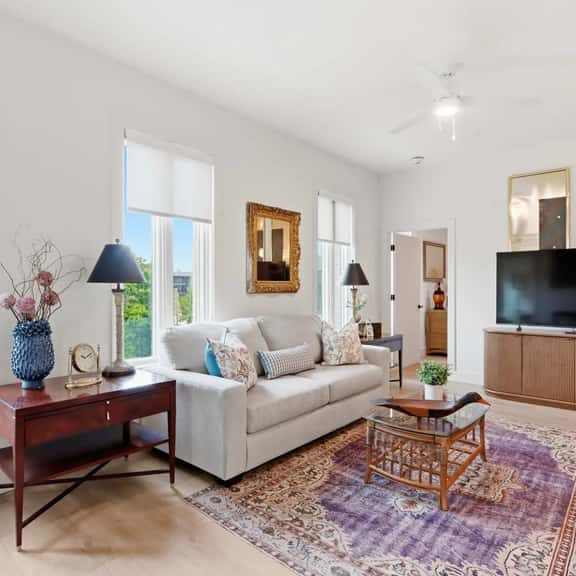The Gardenia Family Suite | Near Downtown - Image 1