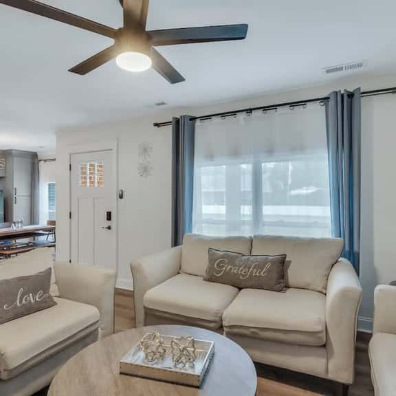 Pooler Charm: Cozy Retreat Minutes from Savannah - Image 1