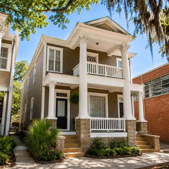 The Gilded Magnolia | Historic Savannah Stay - Image 1