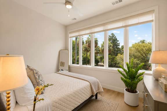 The Jardin Camellia Suite | Near Downtown - Image 5