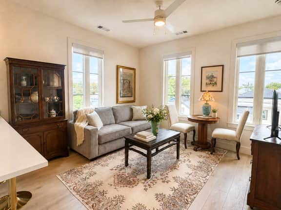 The Jardin Marigold Suite | Near Downtown - Image 2