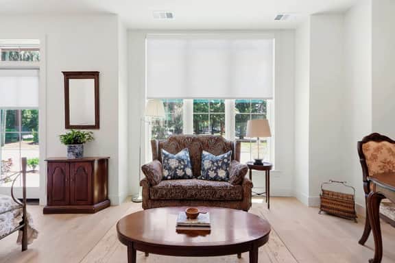 The Jardin Myrtle Suite | Near Downtown - Image 2