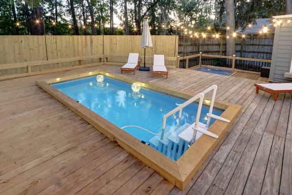 Lakeside Talahi Retreat: 5BR+Apt | Pool & Hot Tub - Image 5