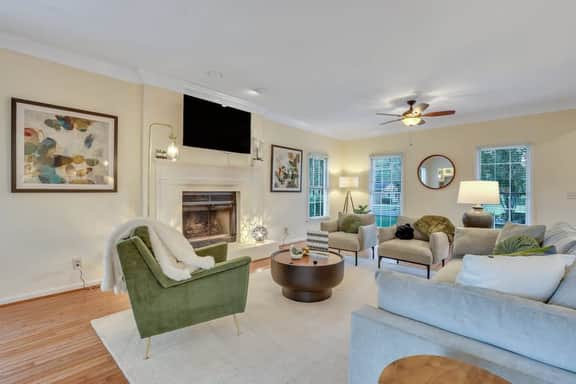 4bd/4ba Lakefront-Spa-Kayak-Near Savannah & Tybee - Image 2