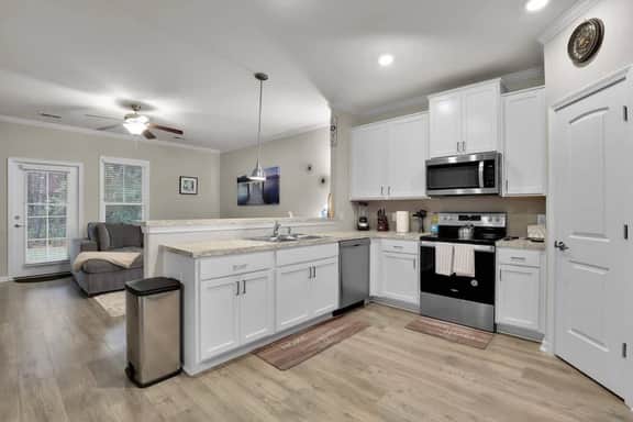Modern Townhome in Pooler | Pool & Trails - Image 2