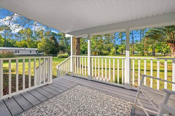 Farmhouse Retreat near Savannah - Image 2