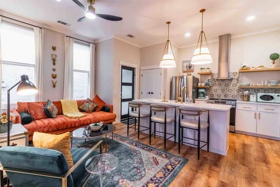 SCAD District | 3BR Dual Loft (2 Units) on MLK Blv - Image 3