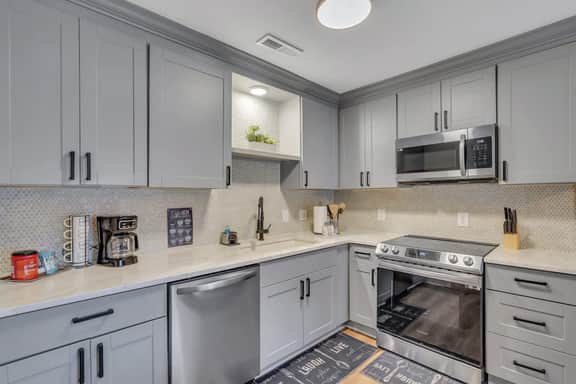 Pooler Charm: Cozy Retreat Minutes from Savannah - Image 2