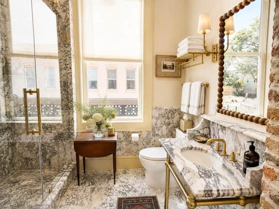 Neiman's Room at Keystone Hotel - 202 - Image 3