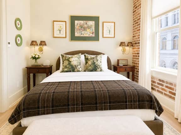 Grandma's Room at Keystone Hotel - 201 - Image 3