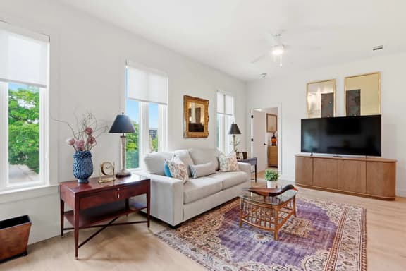 The Gardenia Family Suite | Near Downtown - Image 1