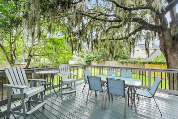 Island Oaks - your perfect Savannah escape! - Image 1